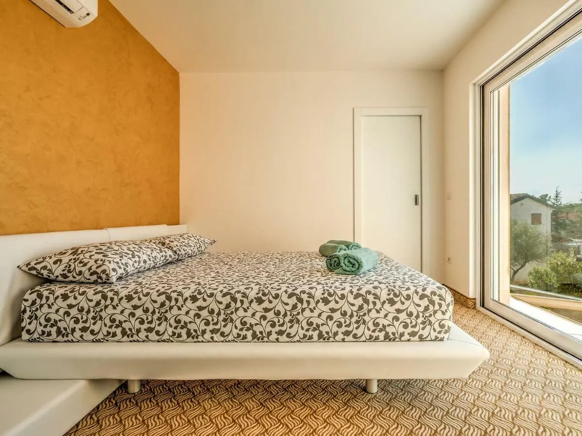 Lovrečica Apartment Karmen By Interhome