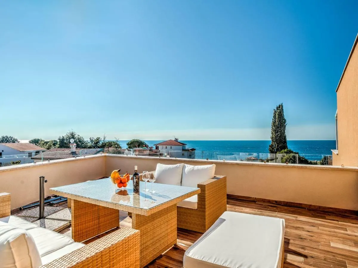 Lovrečica Apartment Karmen By Interhome