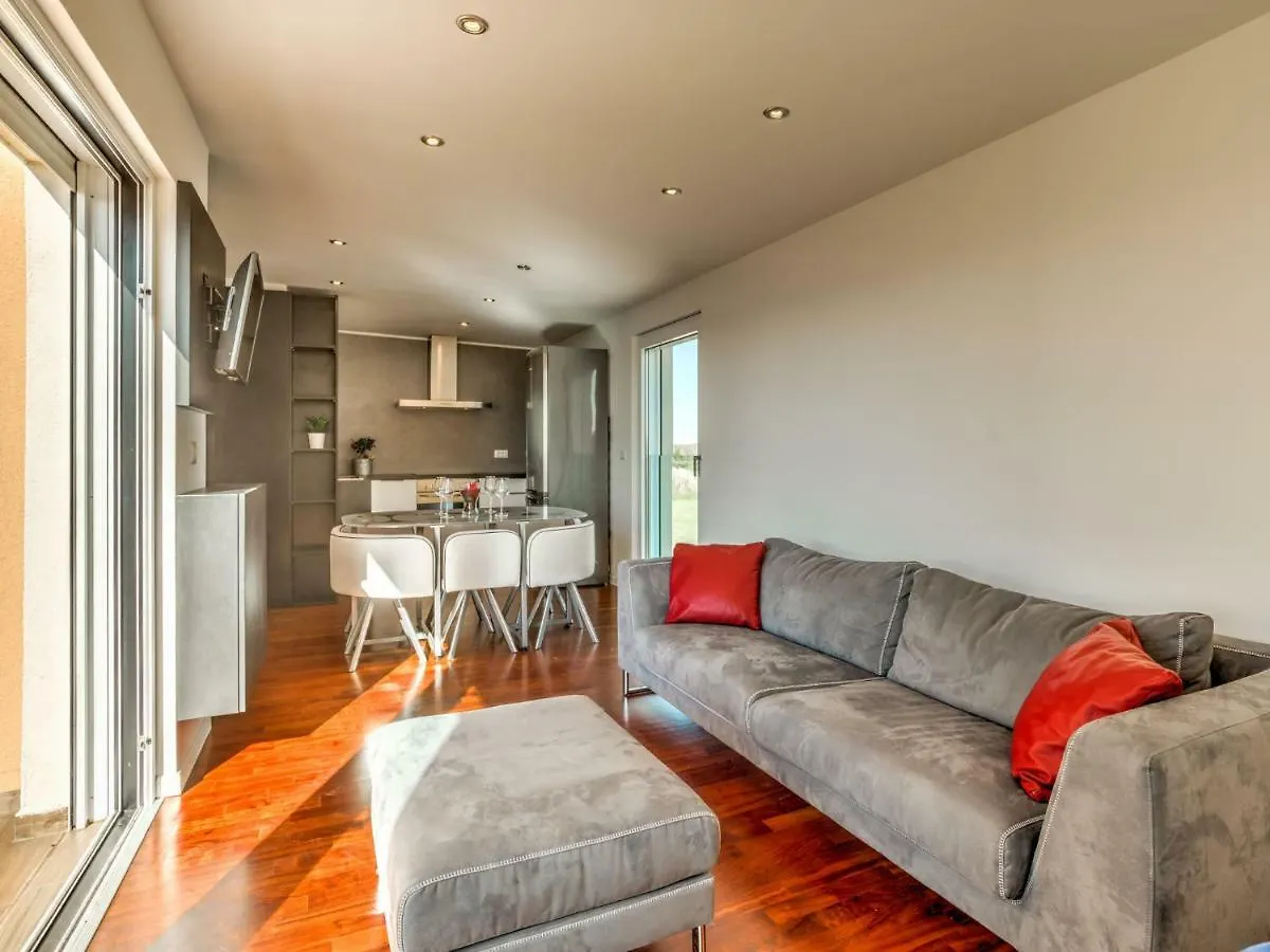 Lovrečica Apartment Karmen By Interhome קרואטיה